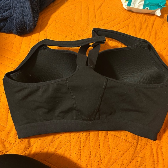 Vs bra - Picture 2 of 3